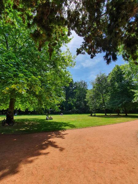 Am Stadtpark Mit Parkplatz 1Zkb 48Qm Oldenburg Exterior foto